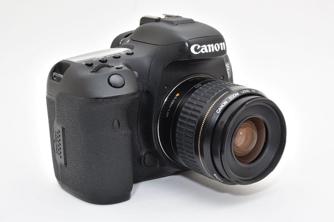 Canon EOS 7D Mark II ＋ EF-S EF 35-80mm Canon EOS 7D Mark II Digital SLR Camera with EF 35-80mm Lens Set