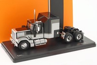 GMC General Black/Silver 1980 1/43 IXO TR117