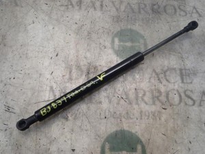 51238202688 STOSSDÄMPFER FÜR KOFFERRAUM / TÜR HECKKLAPPENDÄMPFER / 13217368 FÜR