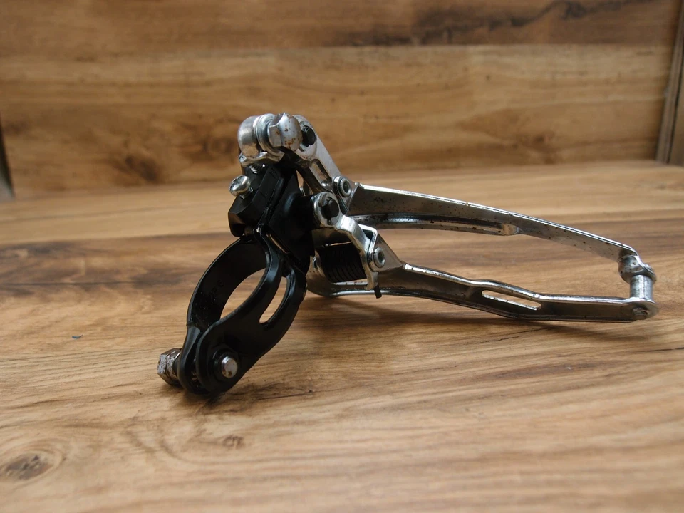 Desviador delantero MTB Shimano Altus FD-AT20 1992 vía Japón tracción inferior 28/28,6 mm Foto 4 de 4