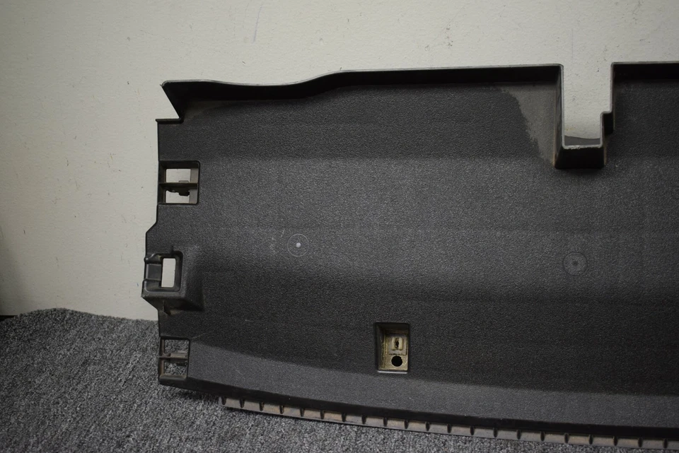 Cubierta del radiador Lexus IS350 2014-2016 SOPORTE DE FÁBRICA OEM Foto 2 de 4