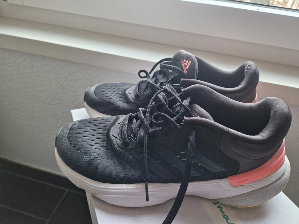 Response Super 3.0 Damen Laufschuhe Gr 41,5 - Bild 4 von 4