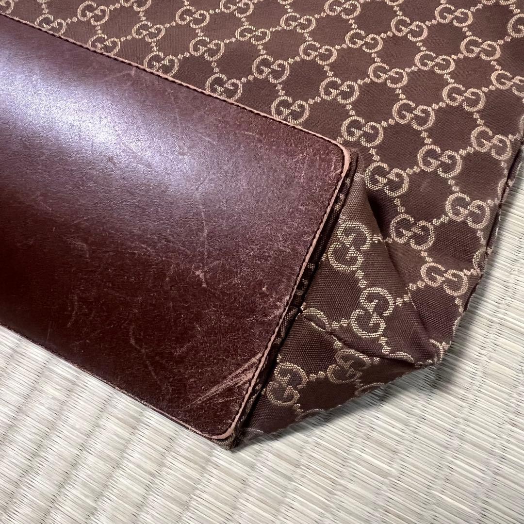 Authentic GUCCI Handbag GG Pattern - image 5