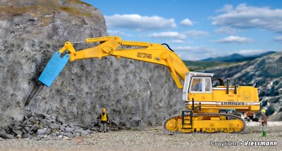 LIEBHERR 974 TRACKED EXCAVATOR DEMO HAMMER & BUCKET HEAVY DUTY - HO Scale  - NEW