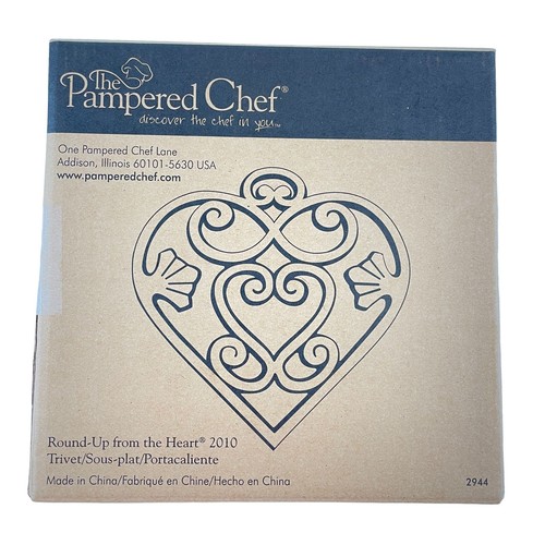 Pampered Chef Cast iron Copper Colored Trivet Wall Decor Heart Scroll NEW - Picture 3 of 5