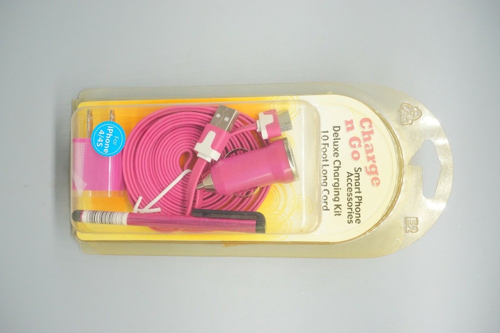Charge n Go Smartphone Accessories -- Delux Charging Kit