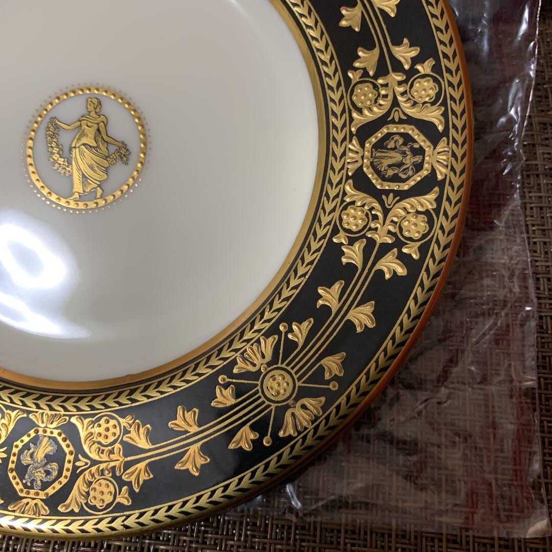 Wedgwood Astbury Black Plate 15.5cm | eBay