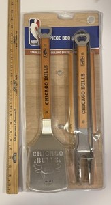 Sportula Stainless Steel Chicago Bulls 3-Piece BBQ Set (Spatula, Fork & Tongs)