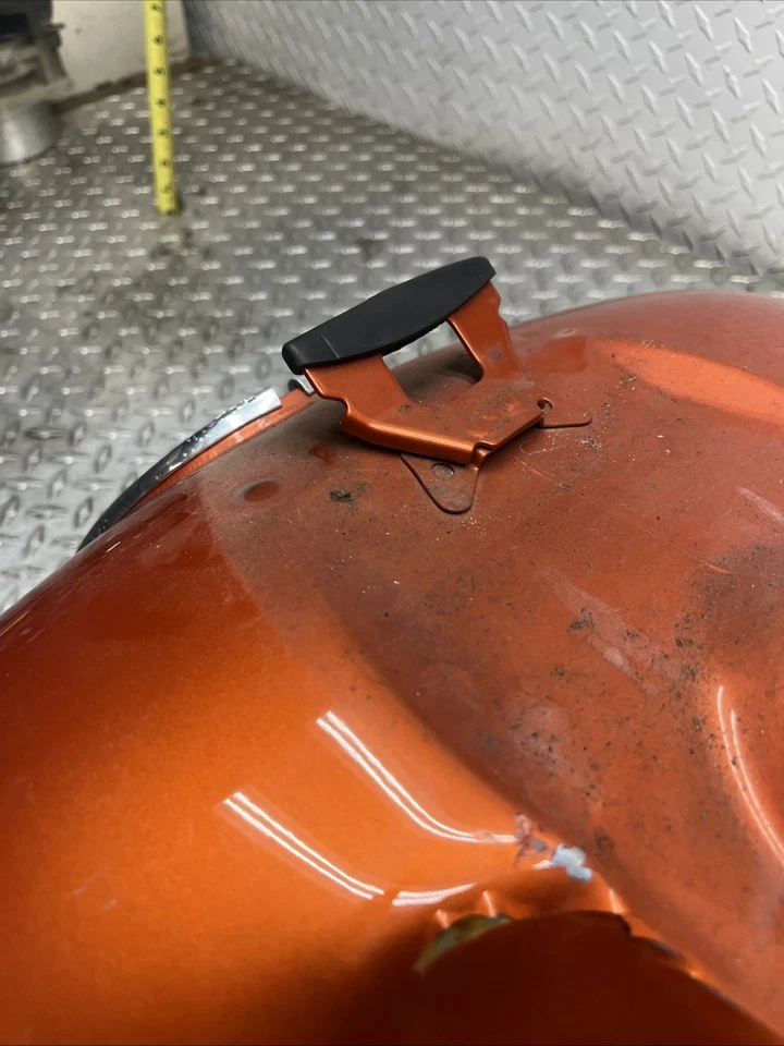 Бензиновый бак 06 Honda VTX1300 VTX 1300 C  - Изображение 4 из 4