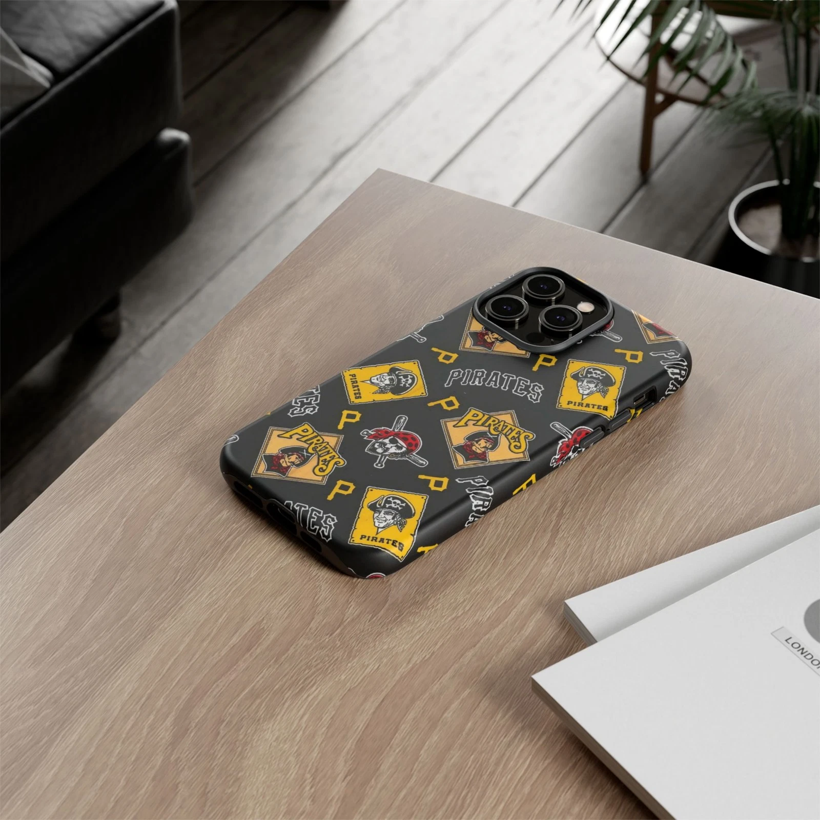 Pittsburgh Pirates Apple iPhone Cases