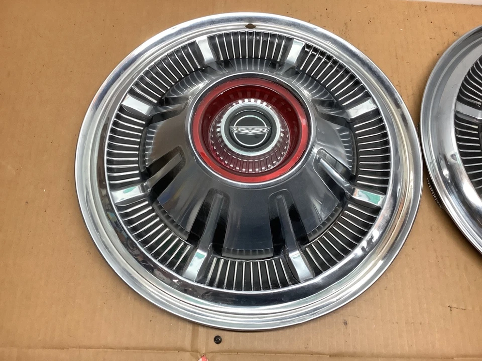 Ford Bronco 1966-1977 camioneta 2x2 serie F 100 150 250 tapacubos cubiertas de rueda de 15" Foto 4 de 4