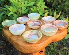 Green Onyx Crystal Bowl, Medium 3" Diameter Onyx Stone Bowl (Decorative Bowl)