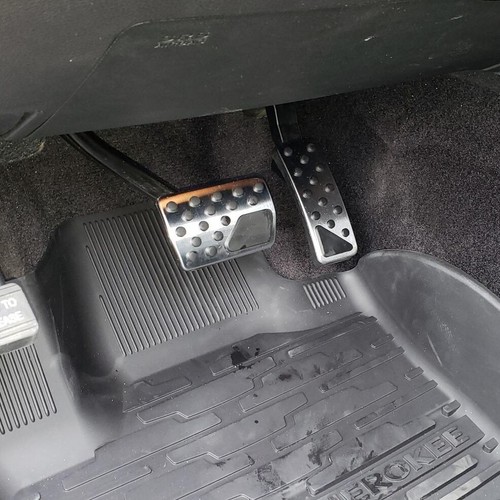 Anti-Slip Brake Gas Pedal Cover For Jeep Grand Cherokee Dodge Durango 2011-2021 - Picture 2 of 8