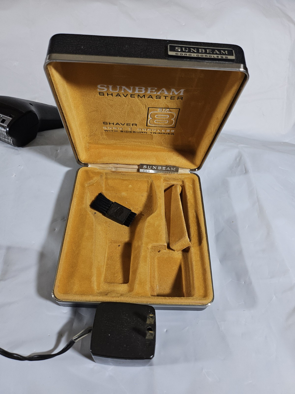 Sunbeam Shavemaster 8 Electric Cordless Shaver in Original Case PARTS Vintage 🔥