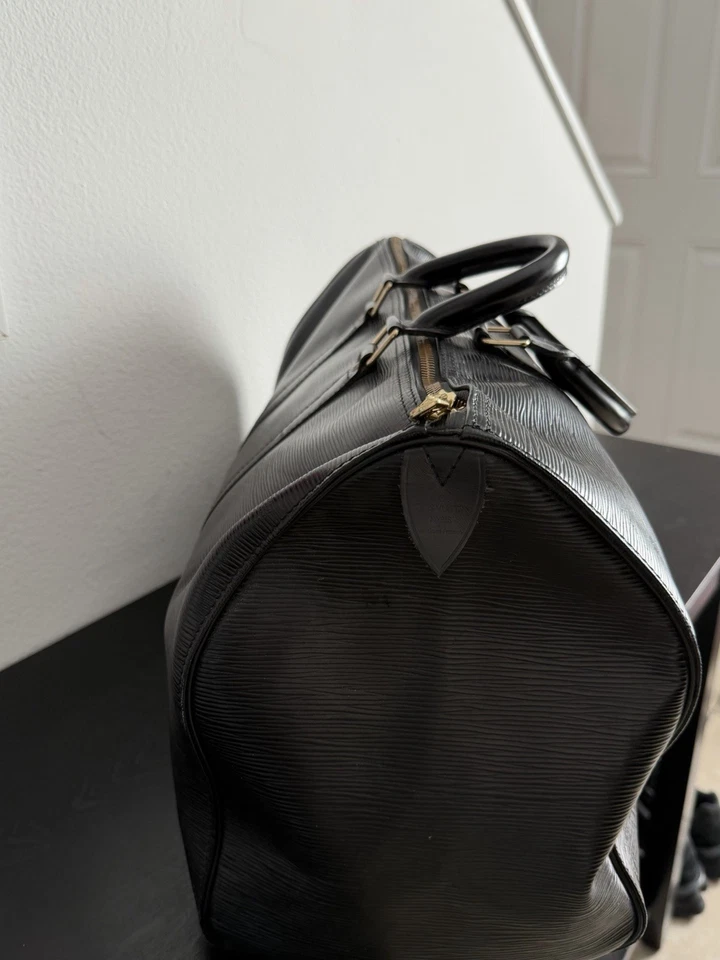 Louis Vuitton Keepall 50 Couro Epi Preto Vintage 1993 França VI0933 Excelente - Imagem 4 de 4