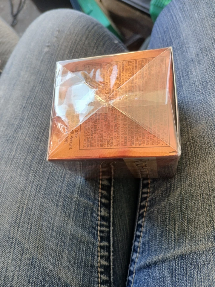 Crema de día antiarrugas Yves Rocher Riche Crème. 50 ml. Nuevo precintado Foto 3 de 4