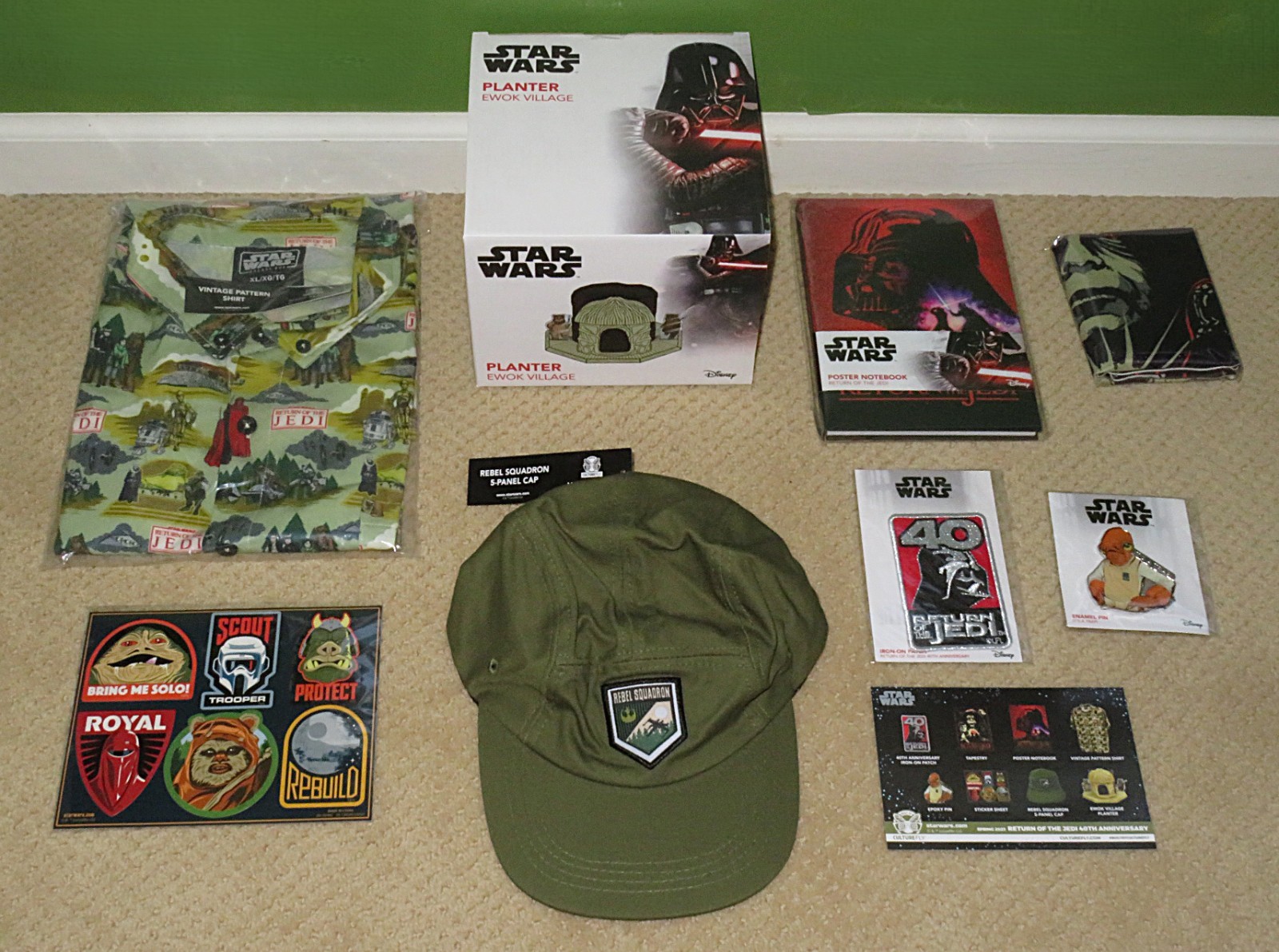 Culturefly Lucasfilm Star Wars Galaxy Box Spring 2023 ROTJ 40th Anniversary XL