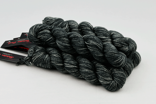 1 skein 100g 220 yards DK light worsted weight 100% superwash merino wool knit - Picture 32 of 45