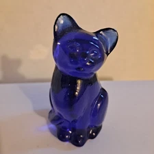 Vintage Fenton Cobalt Blue 3" Sitting Cat Figurine Embossed Logo Original Label