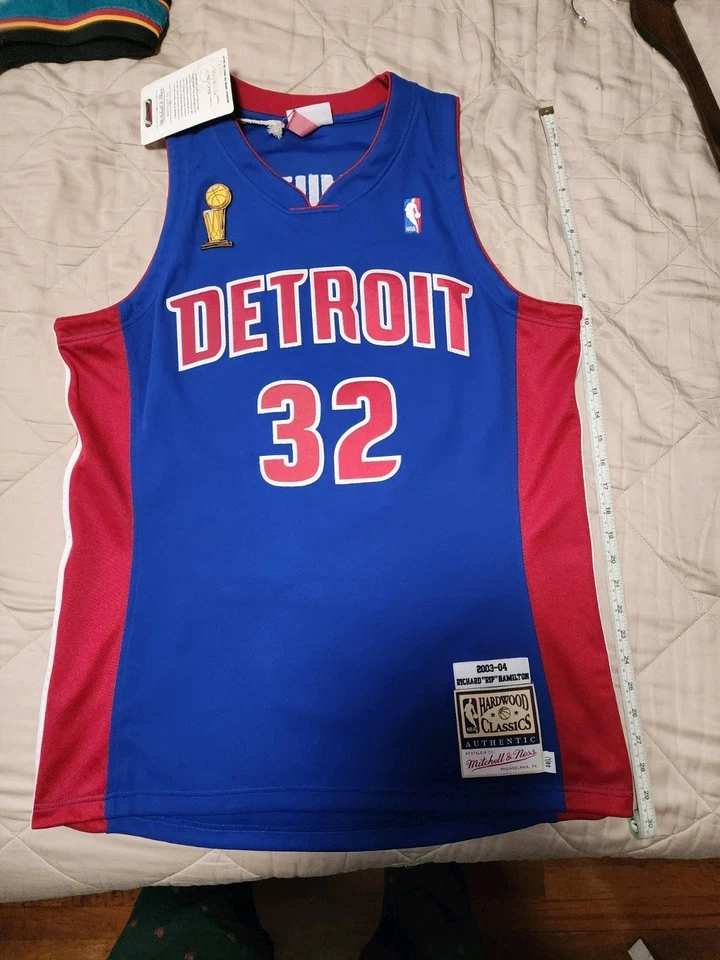 Detroit pistons jersey Rip Hamilton Blue Authentic Large - Image 2 of 4