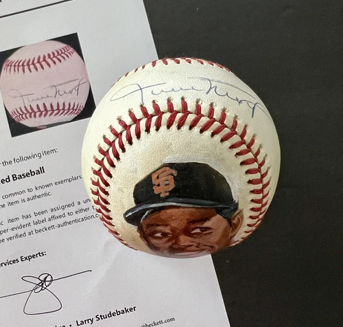 Willie Mays Autographed & Hand Painted NL Baseball SF Giants Beckett