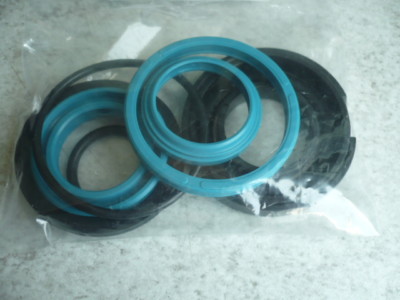 Joint De Culasse Pour Kubota KX41 - Pièce Neuve Référence 1626114520