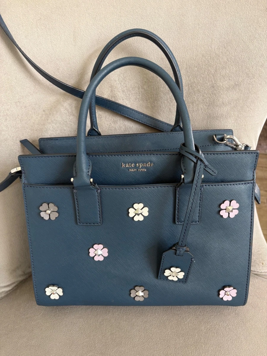 Preços baixos em Kate Spade New York Azul Floral Bolsas Femininas
