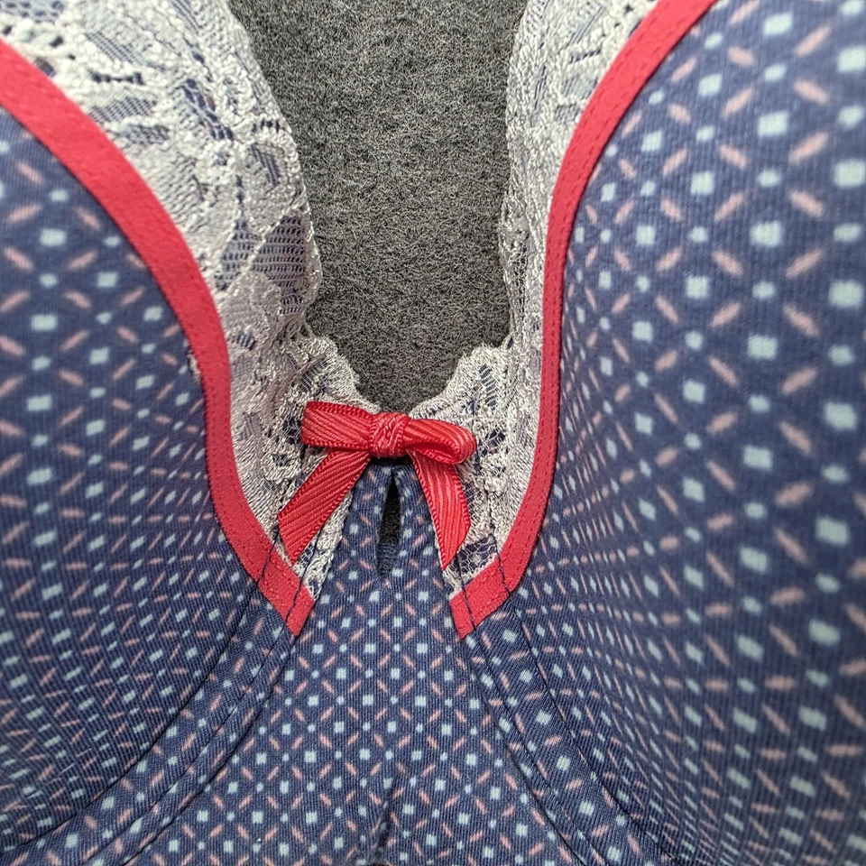 Sujetador Victoria's Secret para mujer 34DD Body de Victoria forrado Demi con aros azul Foto 2 de 4