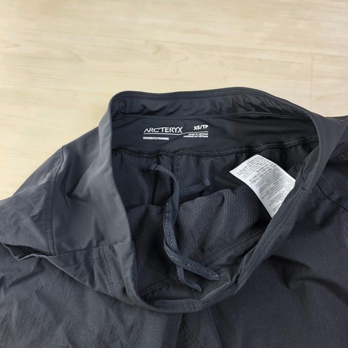 Arc’teryx Taema 6" Nylon Shorts Black Women’s Size XS - Afbeelding 5 van 9