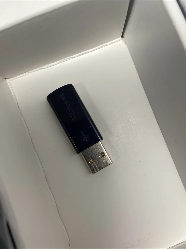 Microsoft Comfort Desktop 5050 Wireless Keyboard With USB Dongle No Mouse - Image 4 of 4