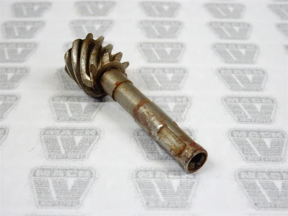 Harley Davidson NOS NEW 67100-61 Drive Gear & Shaft BT BTU Pacer - Image 3 of 3