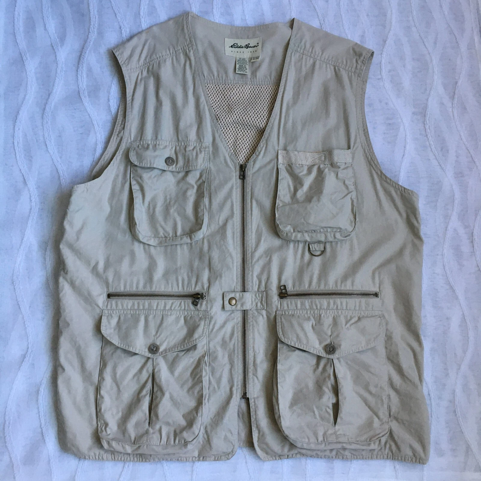 EUC Eddie Bauer Safari Photography Fishing Vest Mens XL Pockets Hiking Camping