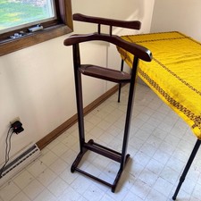 Vintage Bombay Company Valet Butler Stand