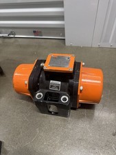 Martin Engineering MB36-3000 230/460V 60HZ 3PH 2 Pole 40FR Electric Vibrator