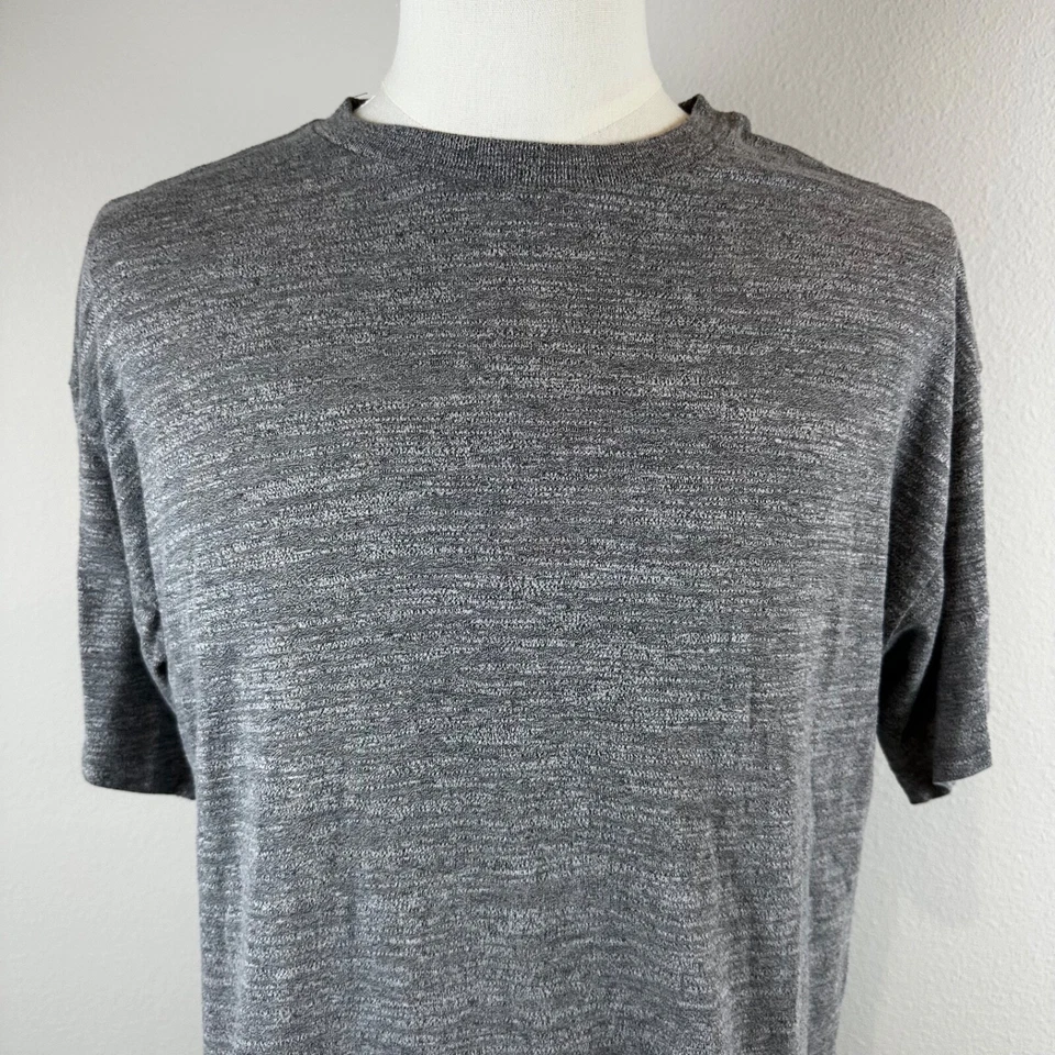 Camiseta PacSun gris medio calce cuadrado, manga corta, cuello redondo para hombre Foto 4 de 4