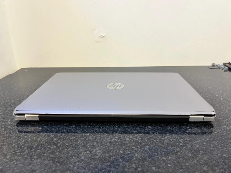 HP 250 G6 15.6" Core i5-7200U 2.50GHz 8GB Ram 240GB SSD Windows 11 Laptop - Image 2 of 4