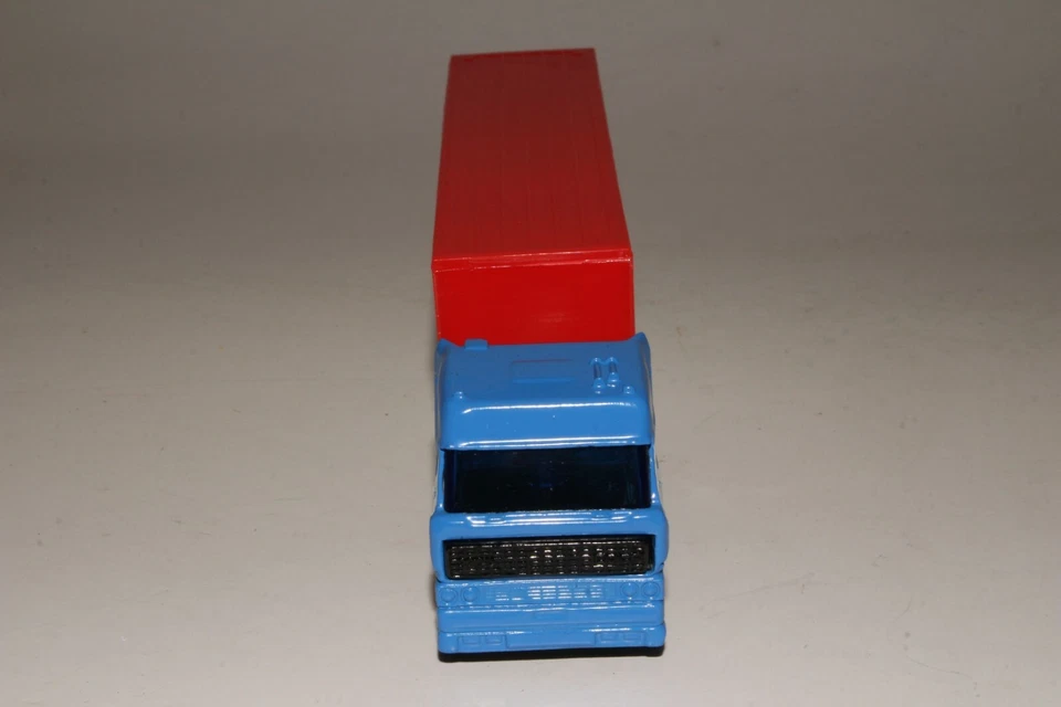 Matchbox Convoy DAF World Cup Soccer Semi Truck - Image 4 of 4