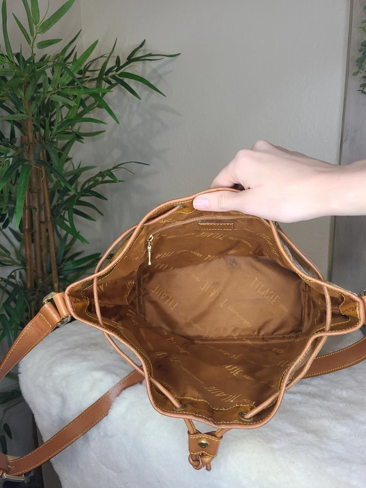 Bolsa ALVIERO MARTINI 1° CLASSE balde geográfico, couro italiano - Imagem 3 de 4