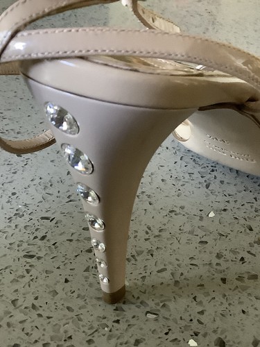 Miu Miu Nude Patent Leather Heel One shoe Right New Sz 39 1/2 Swarovski Crystal - Picture 5 of 10