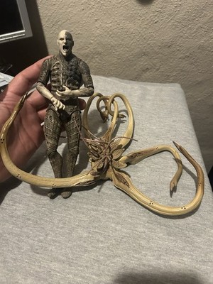 Trilobite vs Engineer Prometheus Alien Neca Toys R Us Exclusive 2012