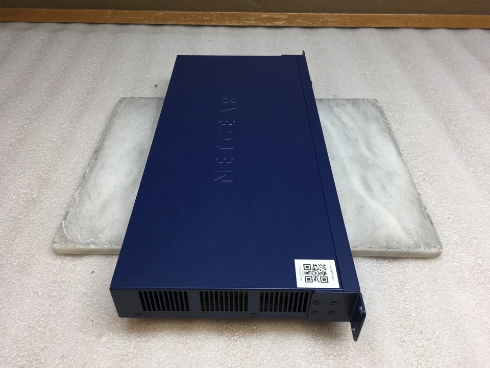 Netgear FS726T ProSafe 24-Port 10/100 Smart Switch with 2 Gigabit Ports & Ears - Image 4 of 4