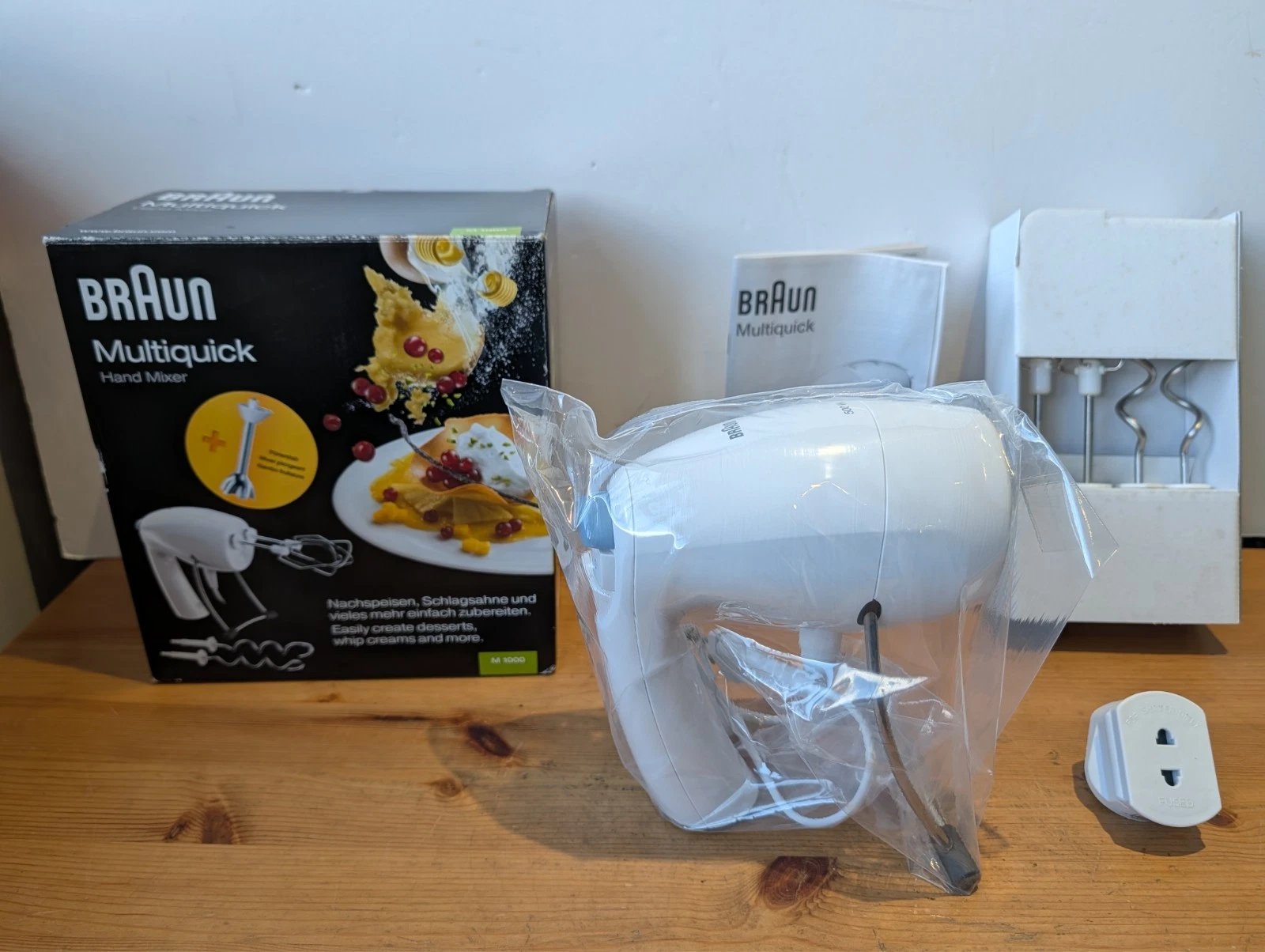 Braun M1000 Hand Mixer, 500 W - 15 Speeds + Turbo - White - Euro Plug + Adapter
Opens in a new windo