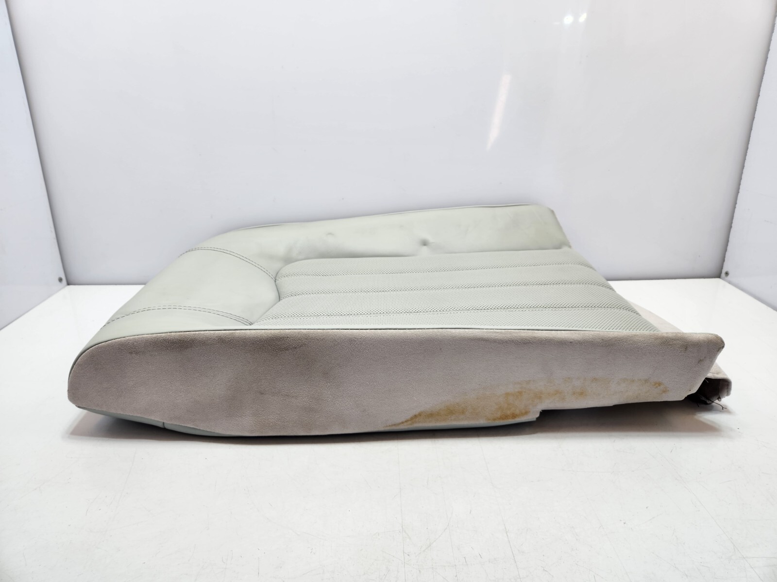 ✅ 03-08 OEM Maserati Quattroporte Rear Right Seat Cushion Top Upper Recline *
