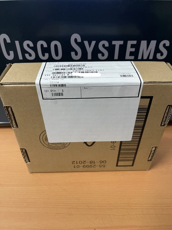NEW Cisco VWIC2-2MFT-T1/​E1 2-Port RJ-48 Multiflex Trunk T1/E1 HOLOGRAM - Image 3 of 4