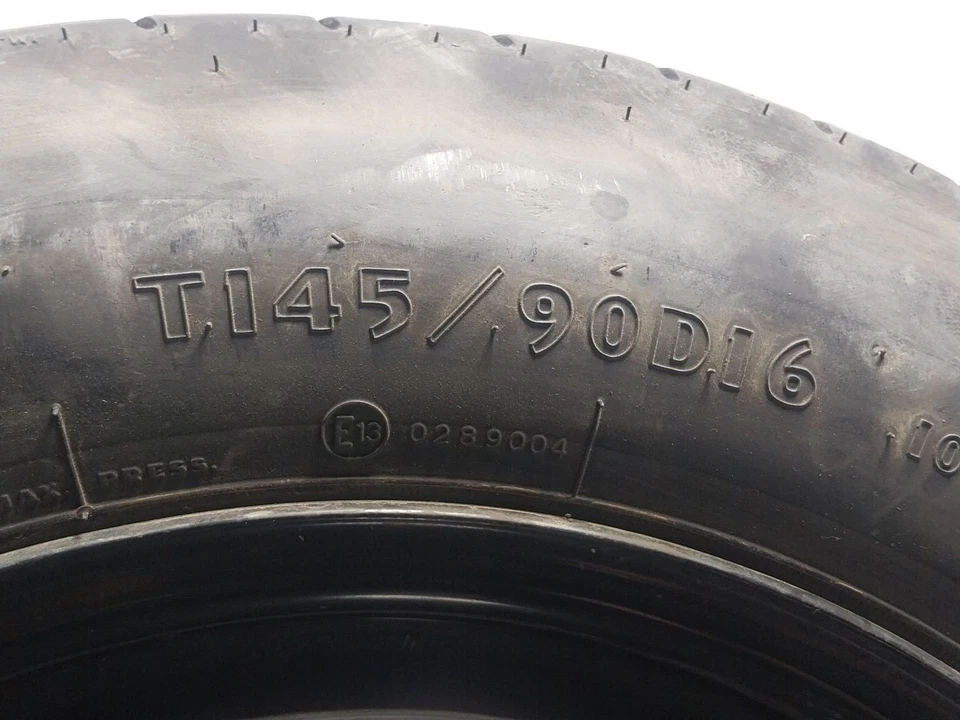 4721567AA NEUMÁTICO DE REPUESTO / 1459016 / 17413705 PARA CHRYSLER GRAND VOYAGER V RT 2.8 Foto 4 de 4