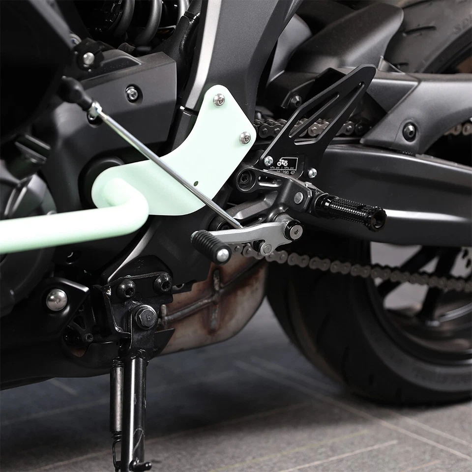 Pasador de tornillo de palanca de cambios para YAMAHA FZ6 FZ6R YZF-R6/R7 FZ07 MT-07 Foto 3 de 4