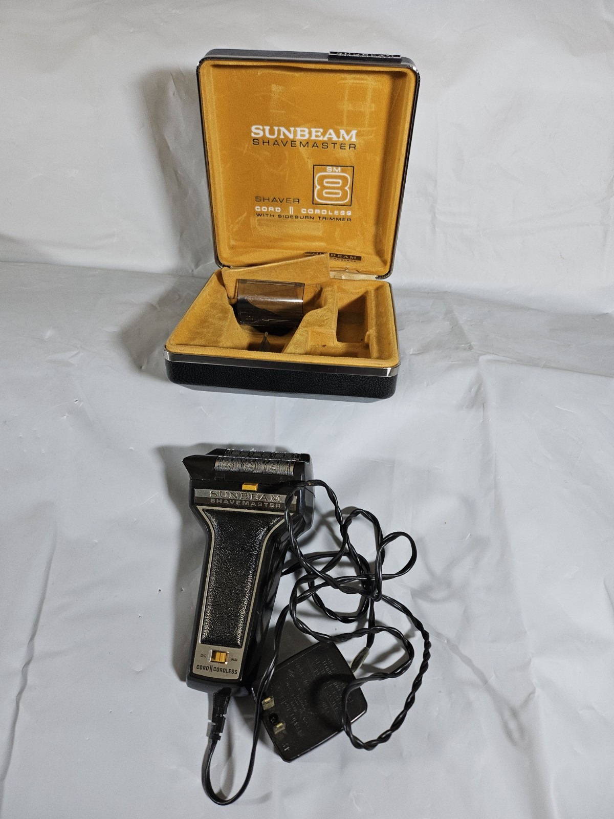 Sunbeam Shavemaster 8 Electric Cordless Shaver in Original Case PARTS Vintage 🔥