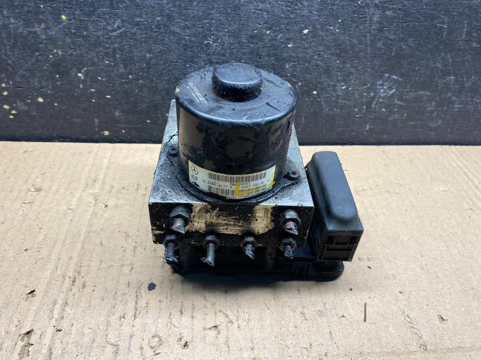 1998 至 2000 梅赛德斯 W163 ML320 ML430 ABS 防锁制动泵模块 V2349 DG — 第 2/4 张图片