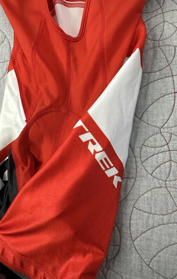 Culotte con tirantes de ciclismo acolchado Bontrager Trek para hombre / rojo blanco / mediano Foto 4 de 4