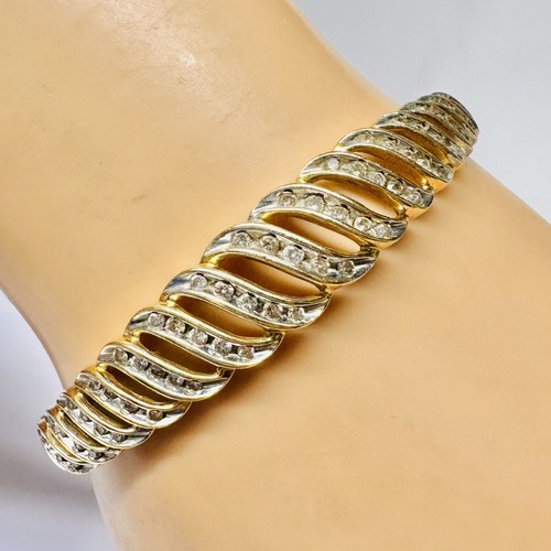 Vintage 14k Yellow Gold 1.00cts Diamond Wavy Hinged Bangle Bracelet